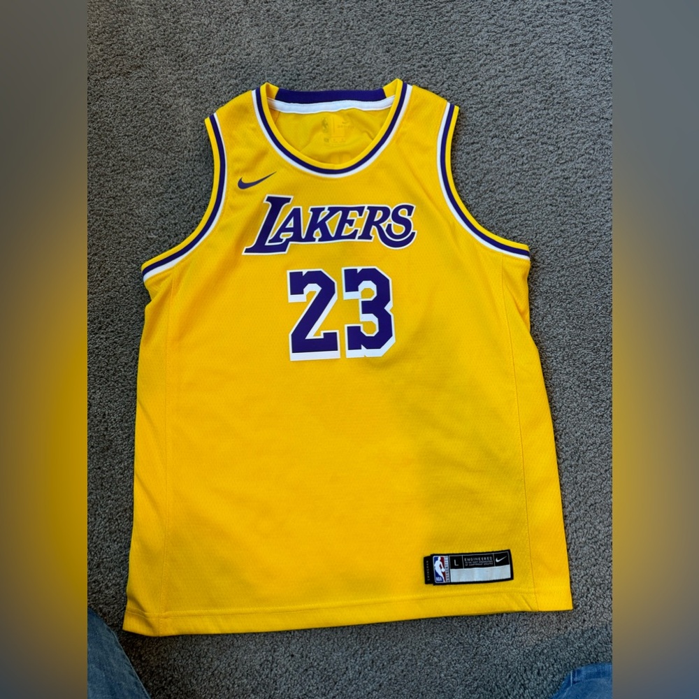 Lakers Lebron James Basketball Jersey Boys Size Large
